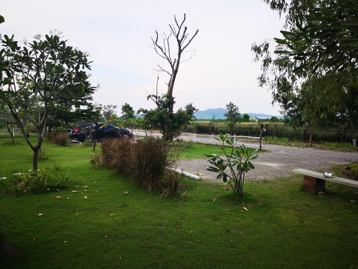 Terrua Main Ten Villa Garden Suan Phueng Exterior foto